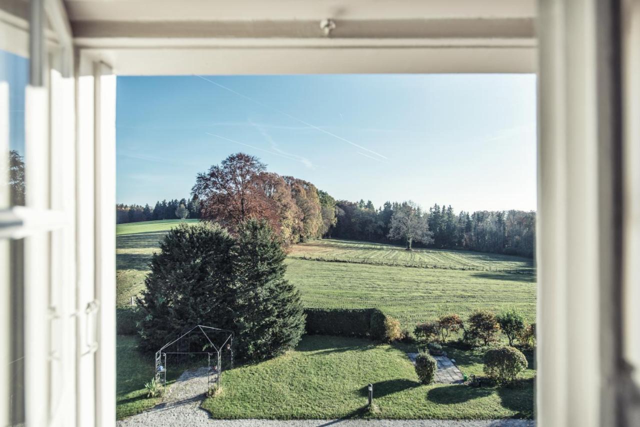 Biohotel Schlossgut Oberambach Exterior photo